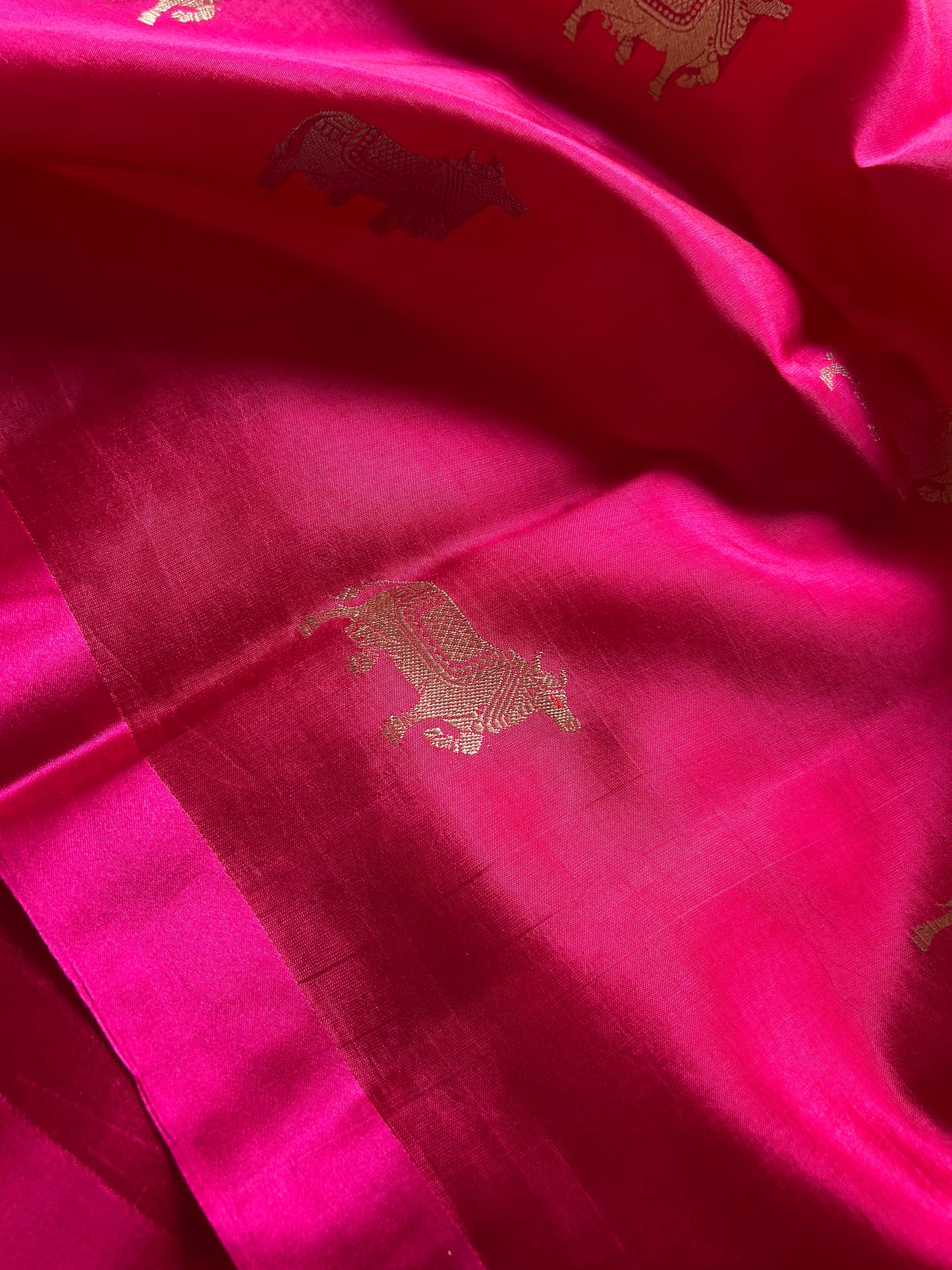 Anupama : Solid Rani pink