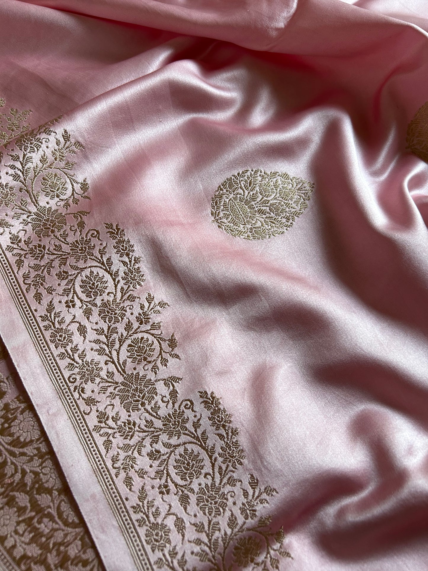 Madhubala : Solid Pastel pink