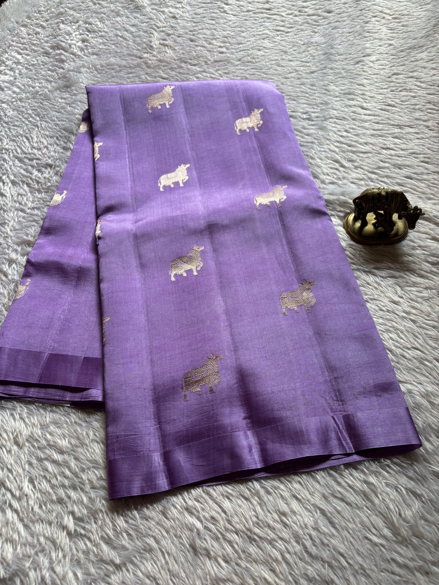 Anupama : Solid Lavender