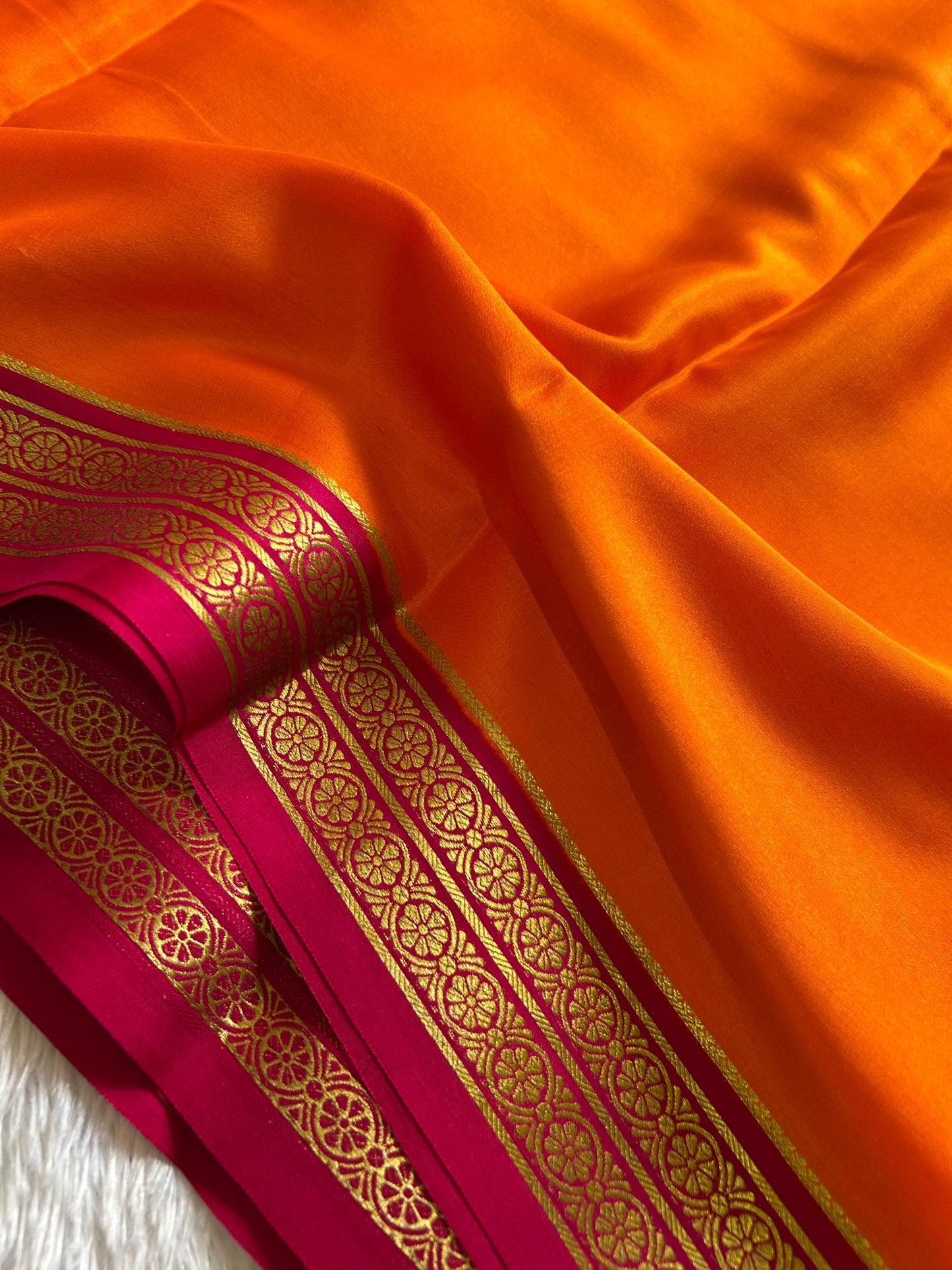 Pushpavathi (2D) : Orange-pink