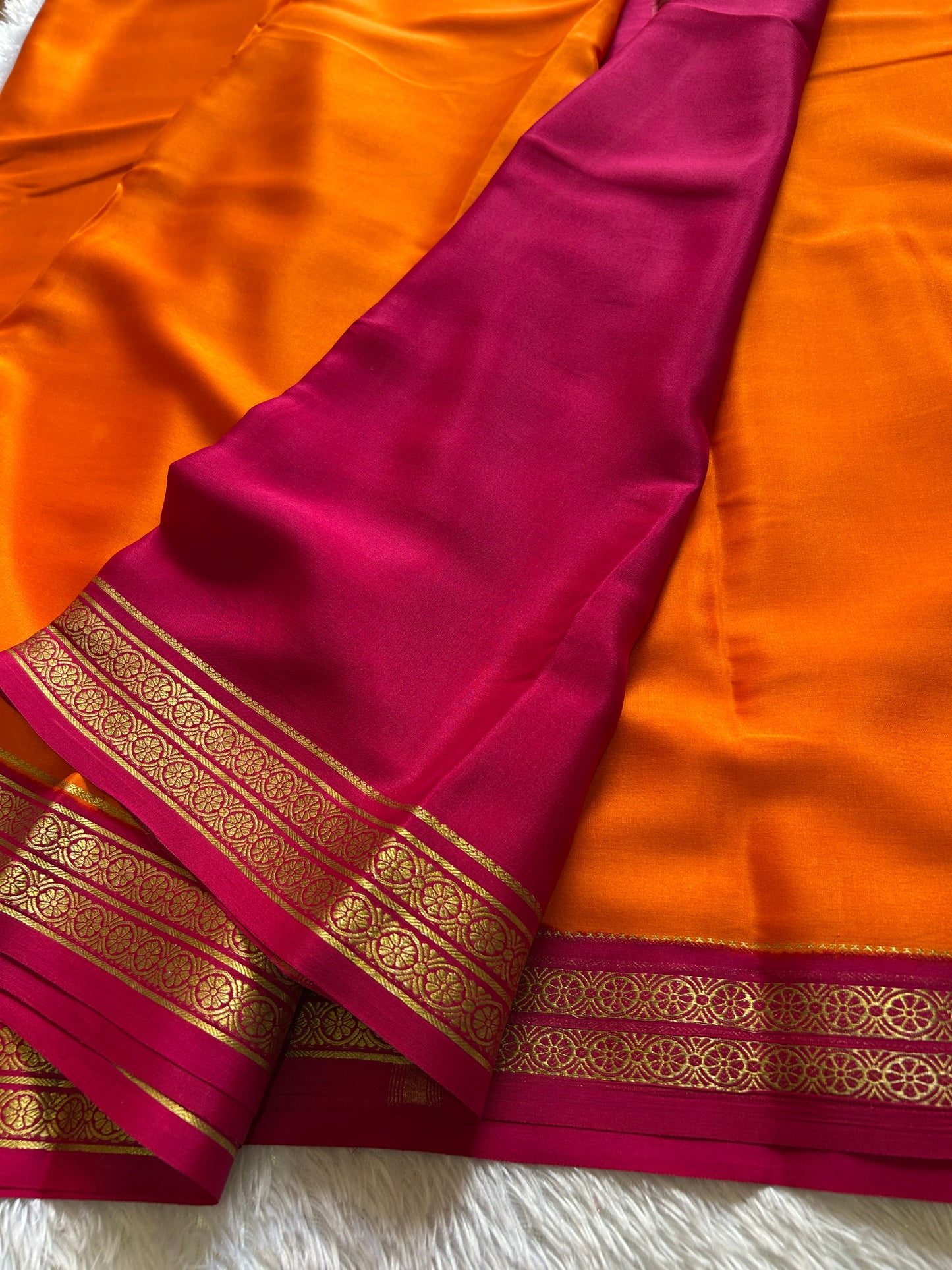Pushpavathi (2D) : Orange-pink
