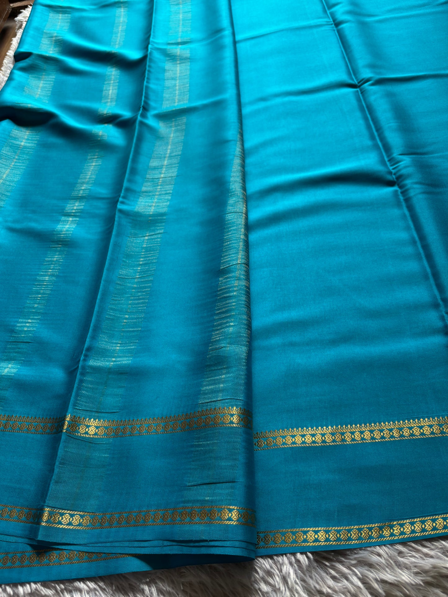 Shakthi : Solid Ananda blue
