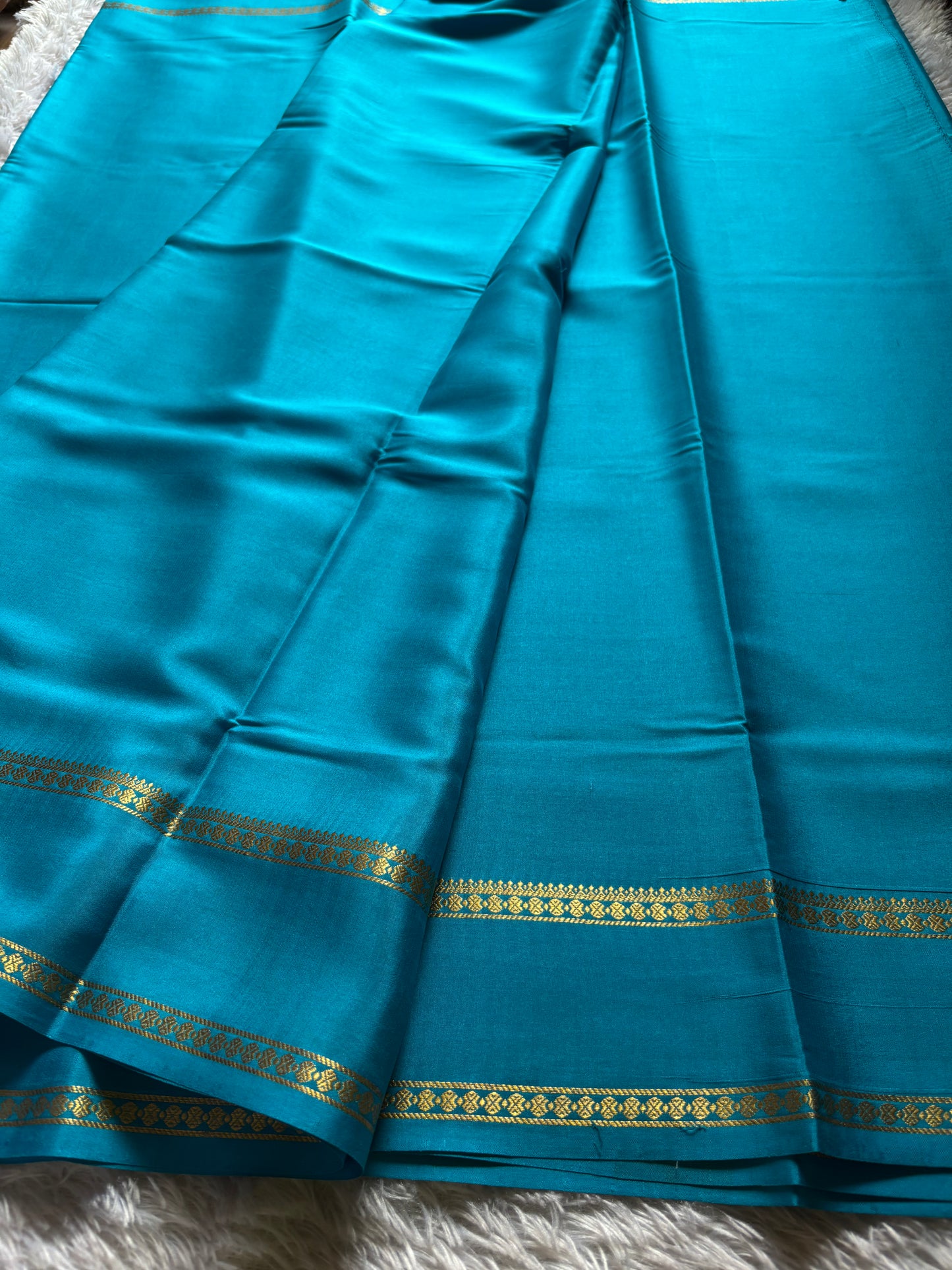 Shakthi : Solid Ananda blue