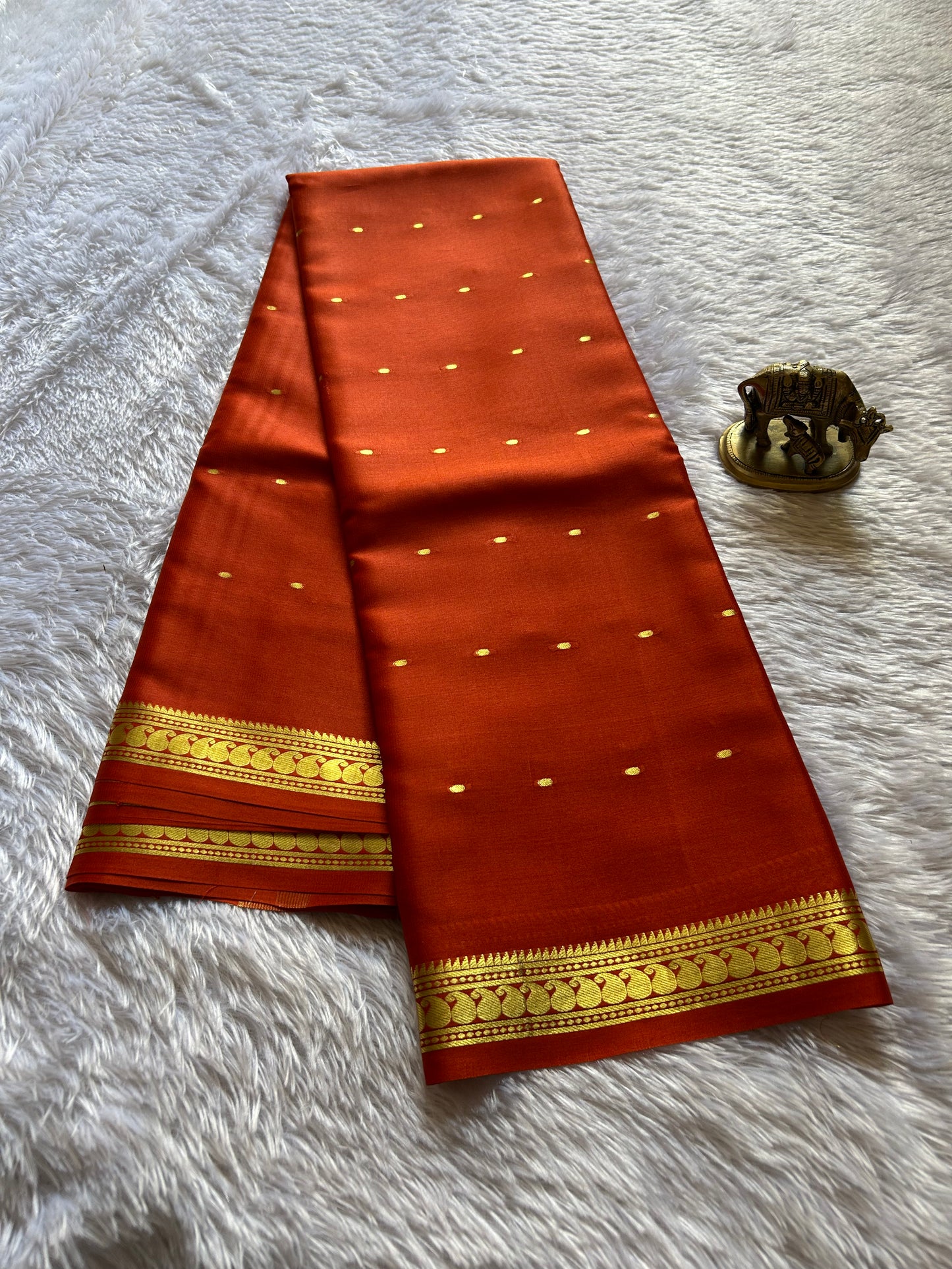 Keerthi : Solid orange