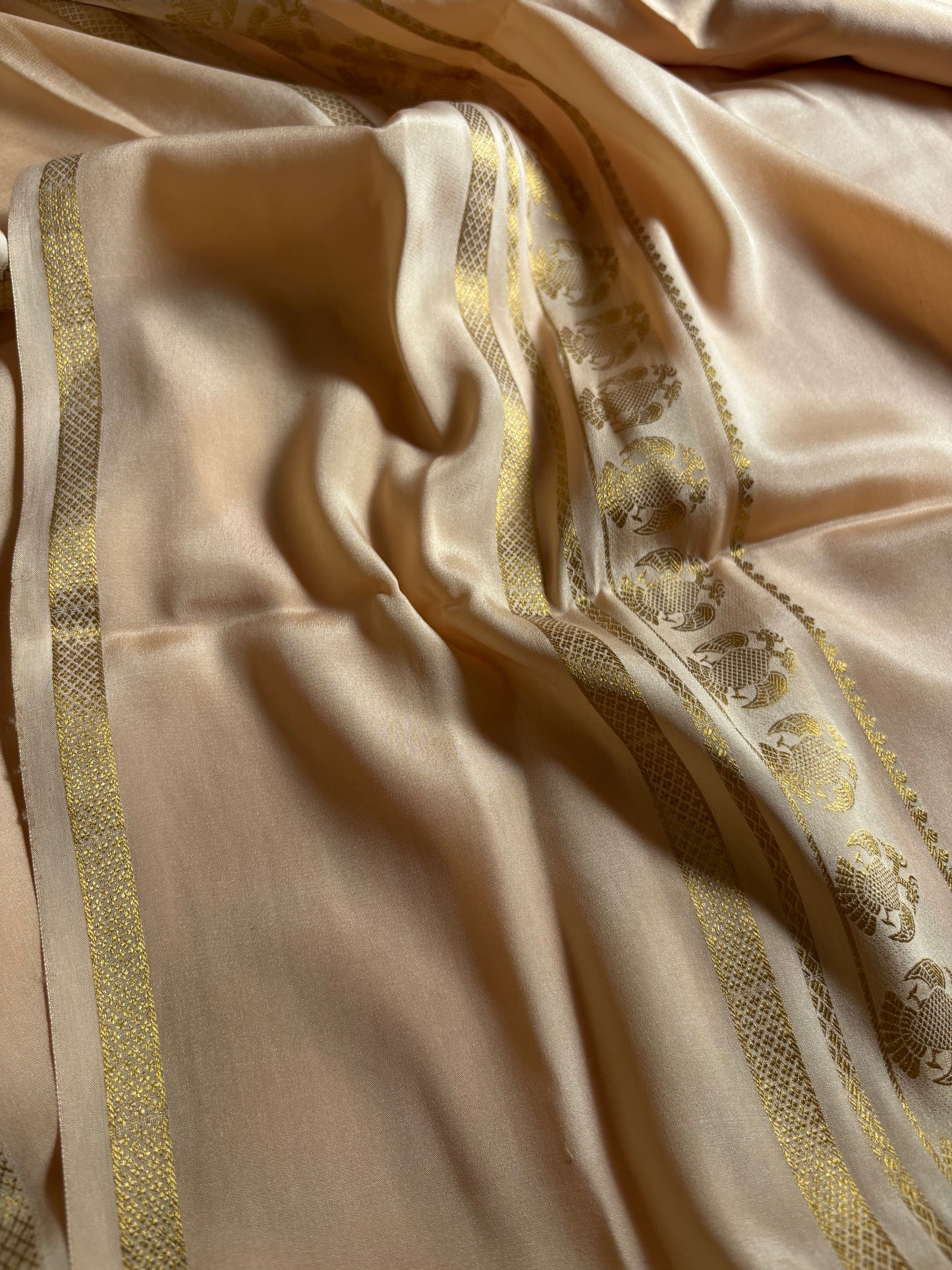 Ashwini : Solid Off white