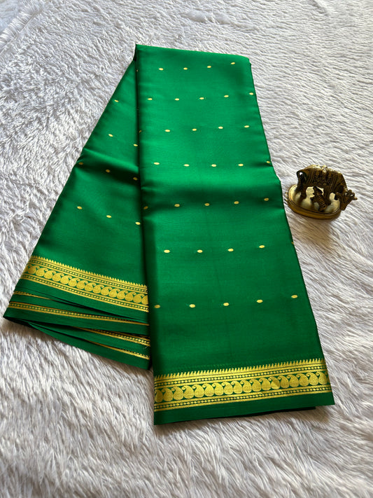 Keerthi : Solid Leaf green