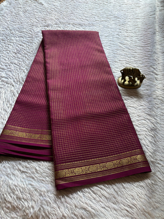 Aparna : Solid Deep magenta