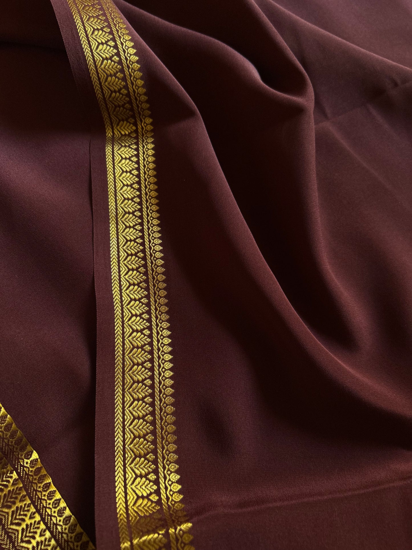Jyothi : Solid Chocolate brown