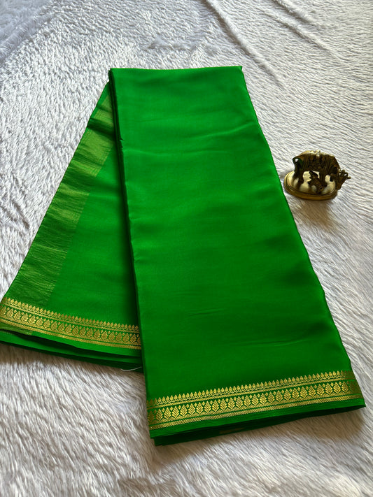 Jyothi : Solid Parrot green