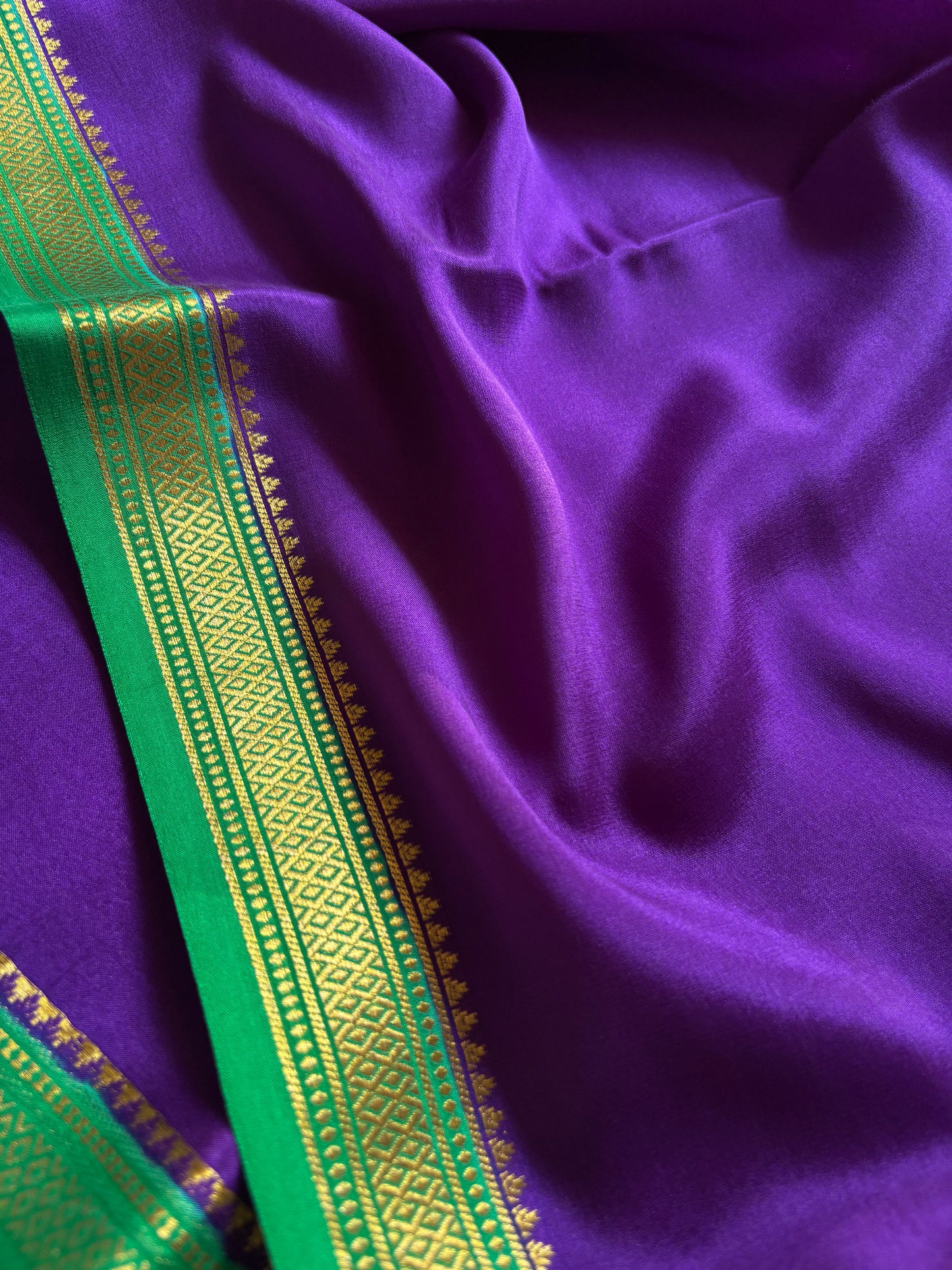 Preetha (2D) : Purple-green