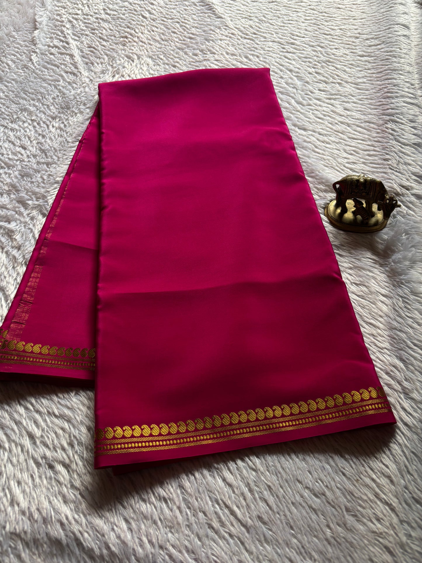 Nirmala : Solid Rani pink