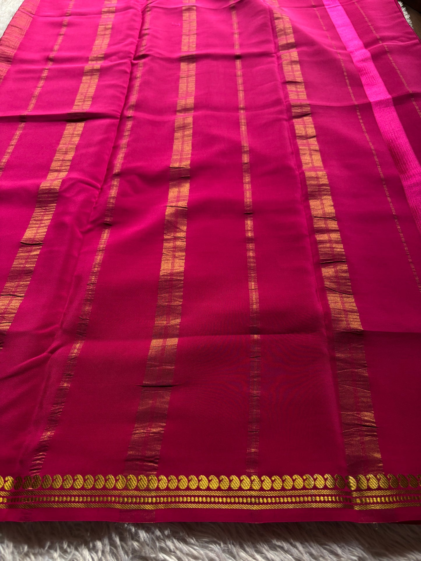 Nirmala : Solid Rani pink