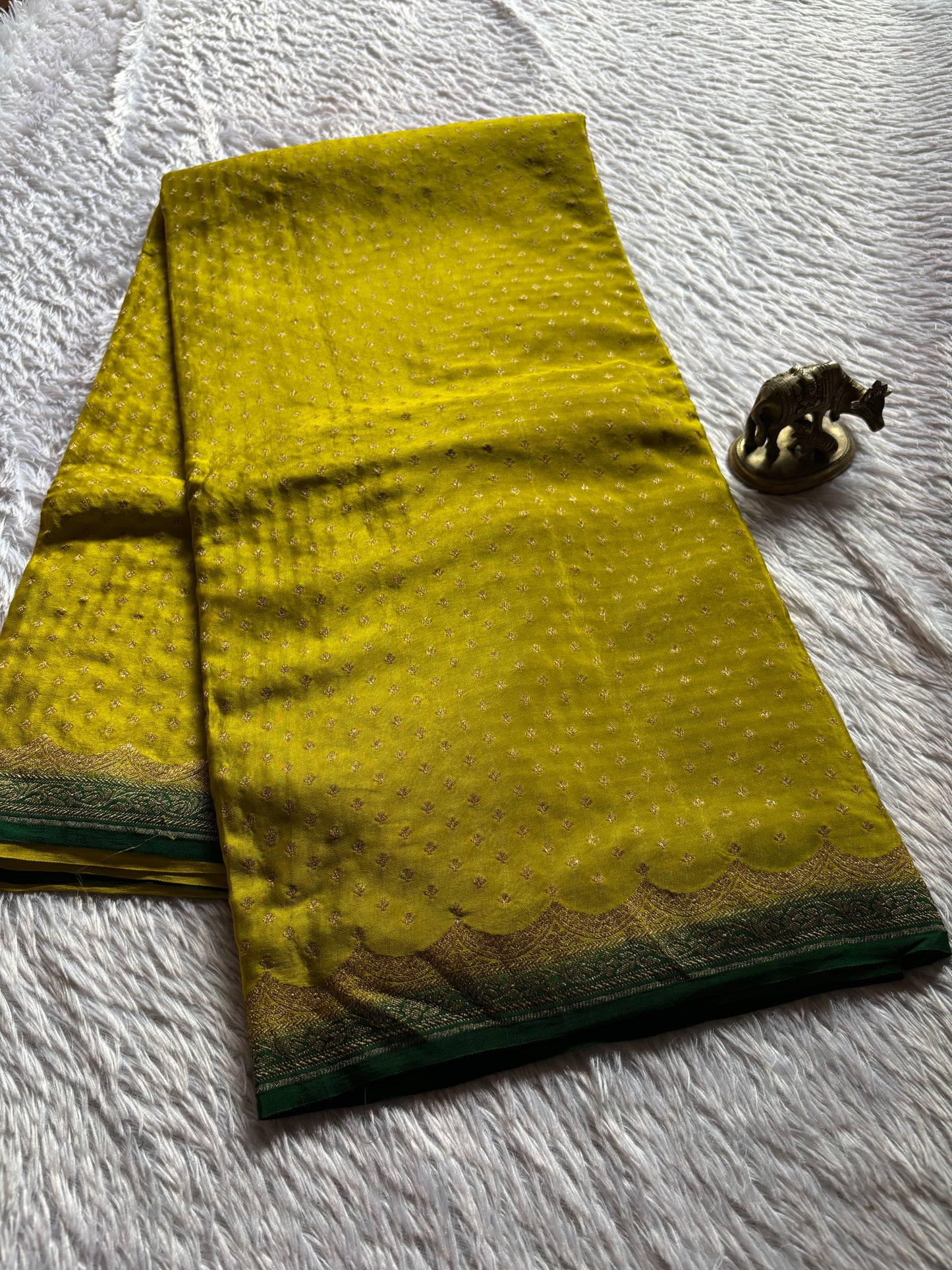 Deepali (2D) : Olive-bottle green
