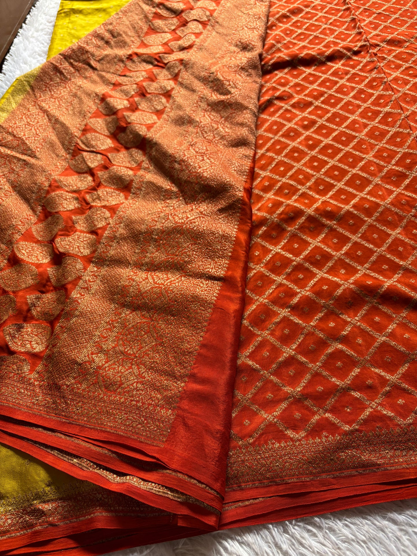 Deepali (2D) : Olive-rust orange