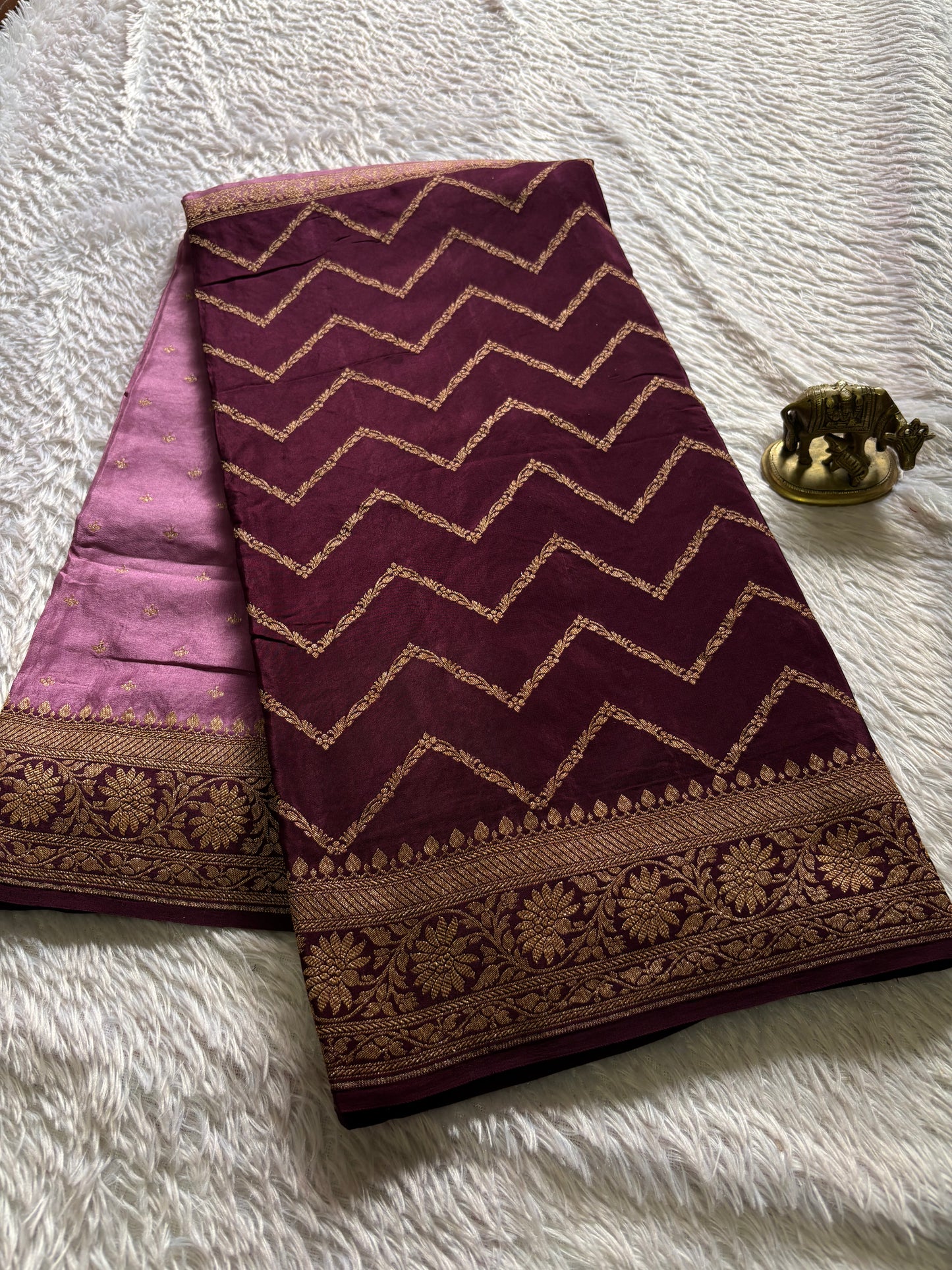 Naveena (2D) : Onion pink-Plum