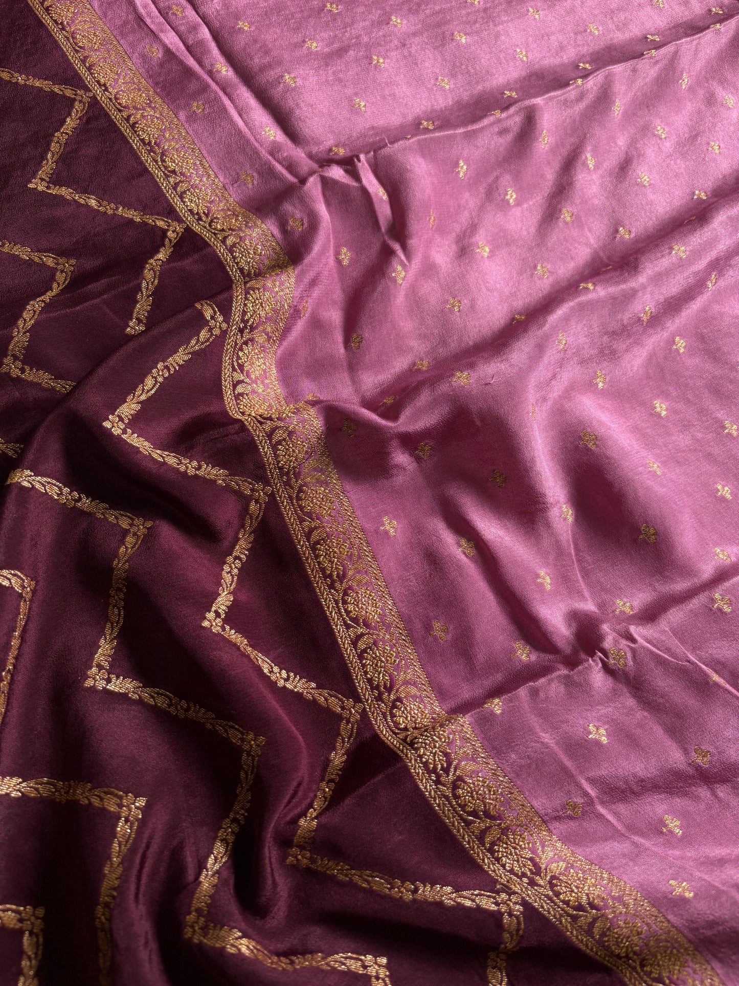 Naveena (2D) : Onion pink-Plum