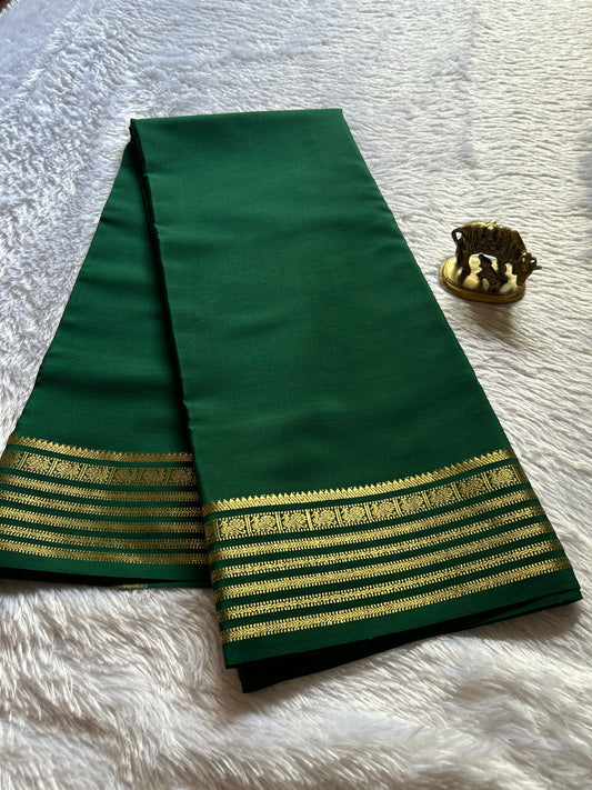 Soujanya : Solid Bottle green