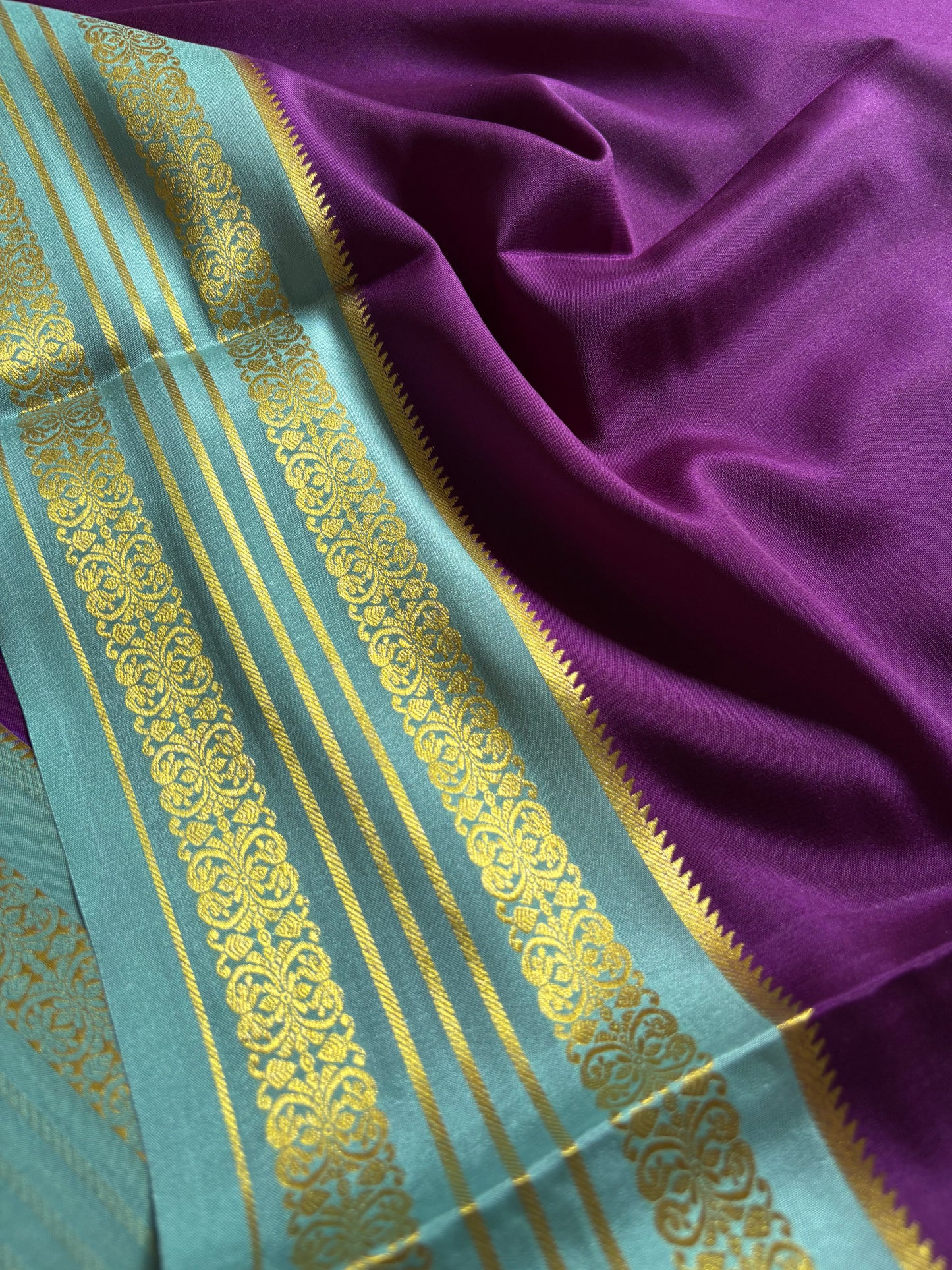 Kanchana (2D) : Purple-pastel blue