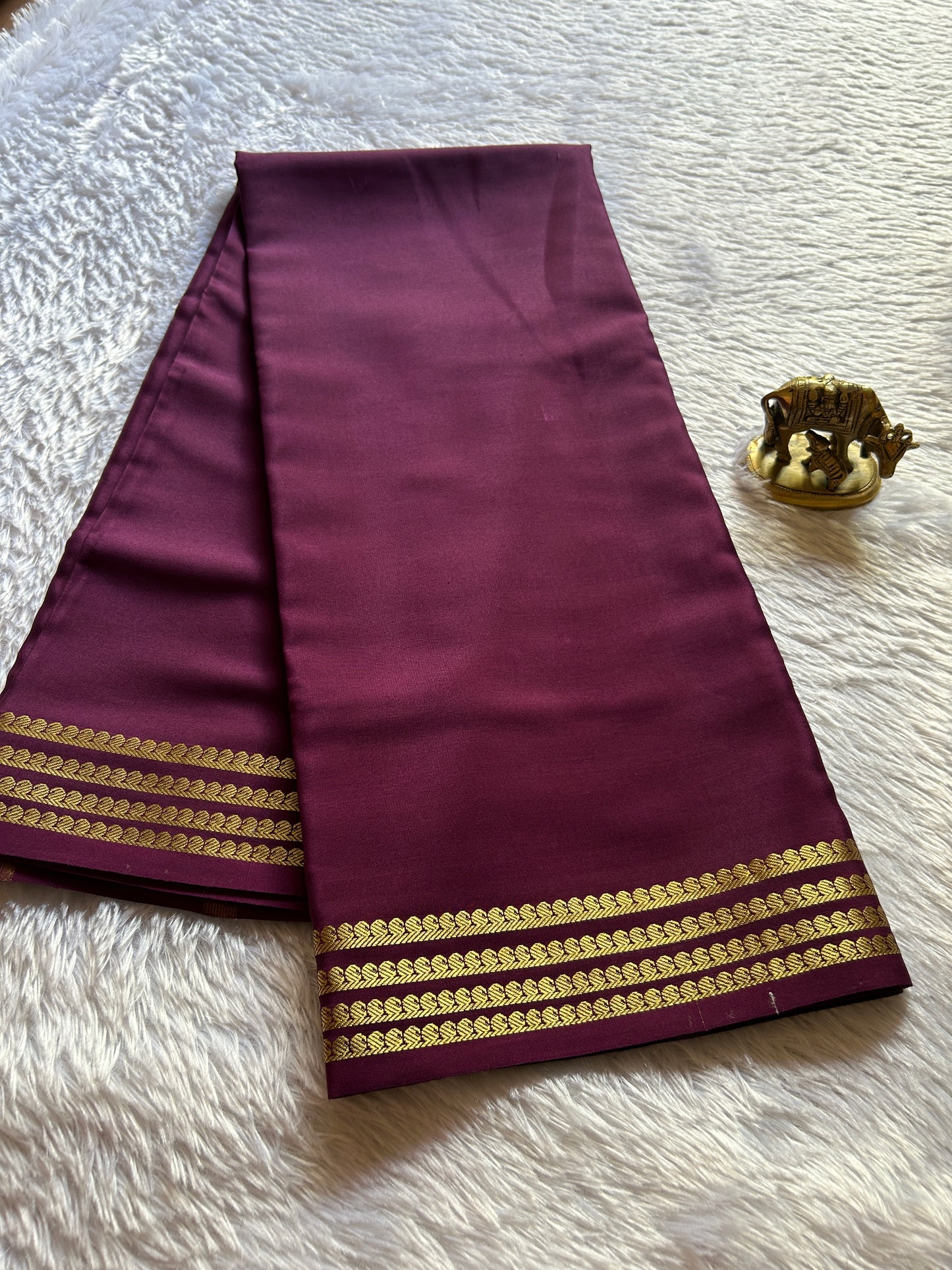 Aragini : Solid Plum