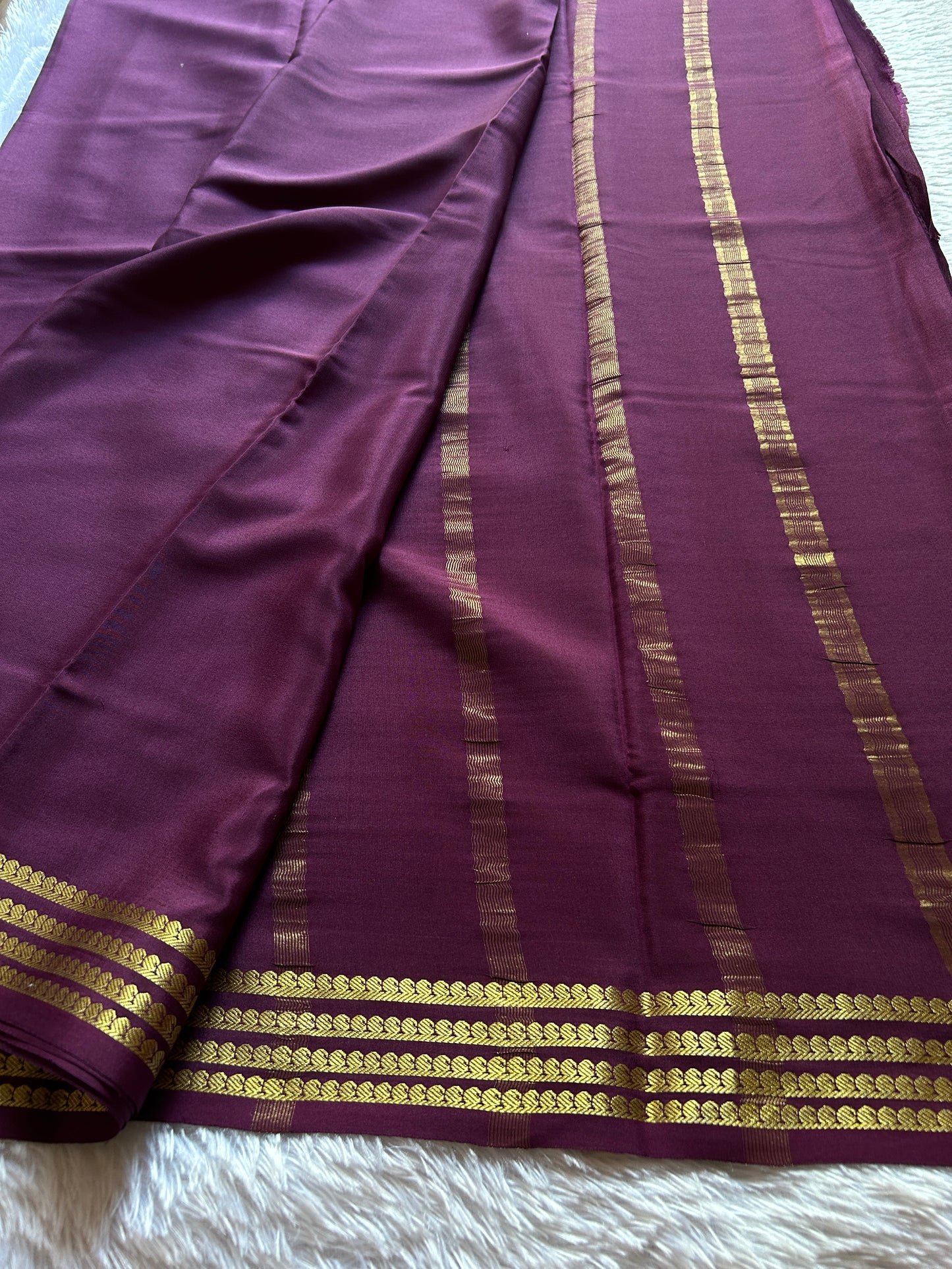 Aragini : Solid Plum