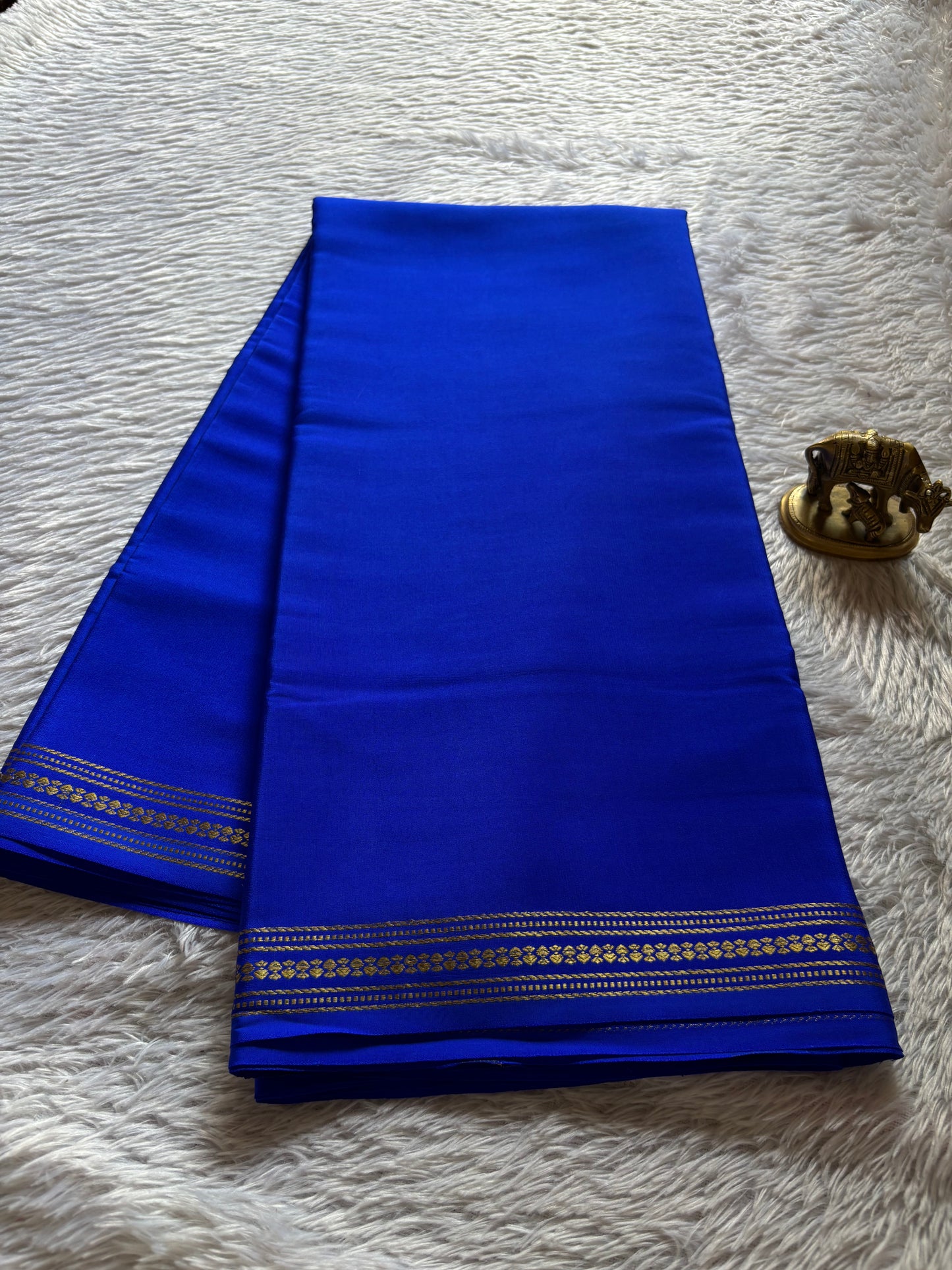 Sampige : Solid Royal blue