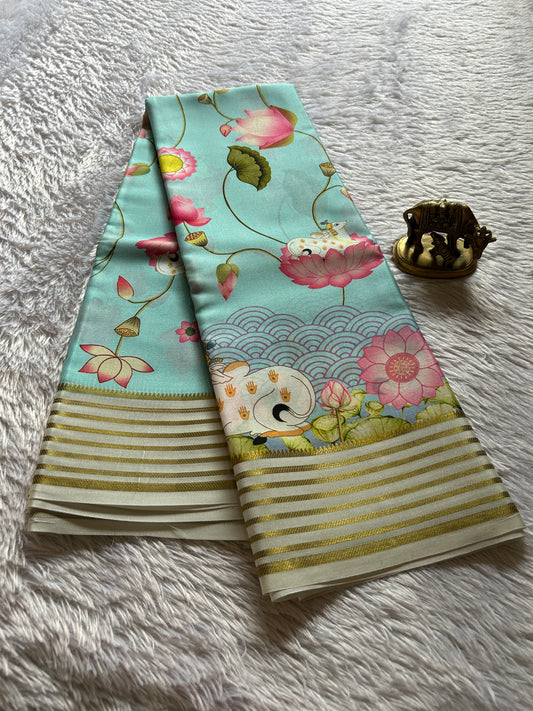 Kamala (2D) : Light blue-off white