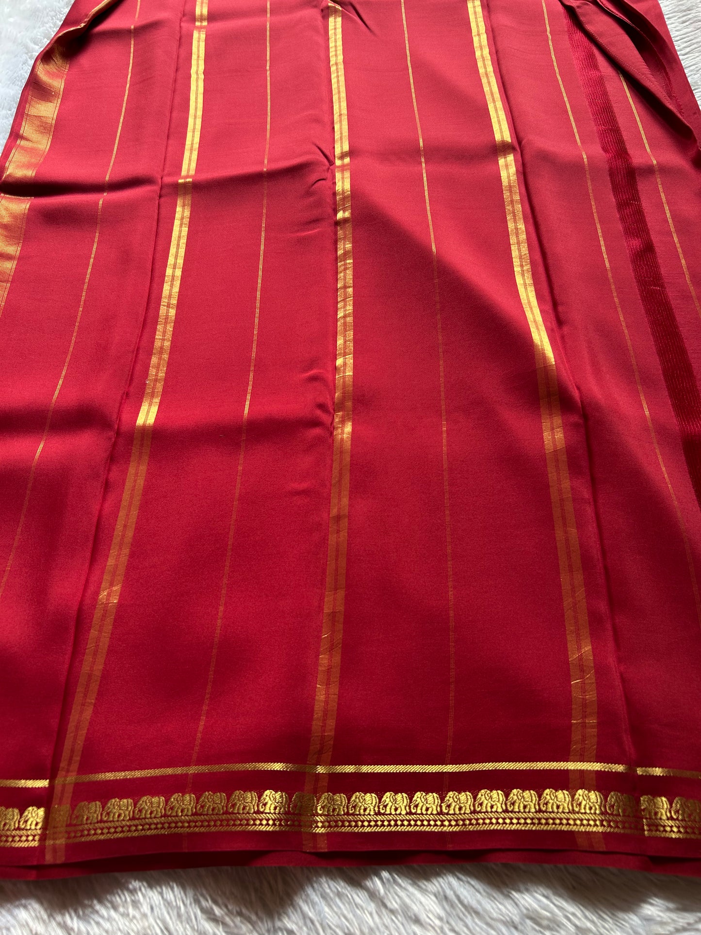 Gowri : Solid Maroon
