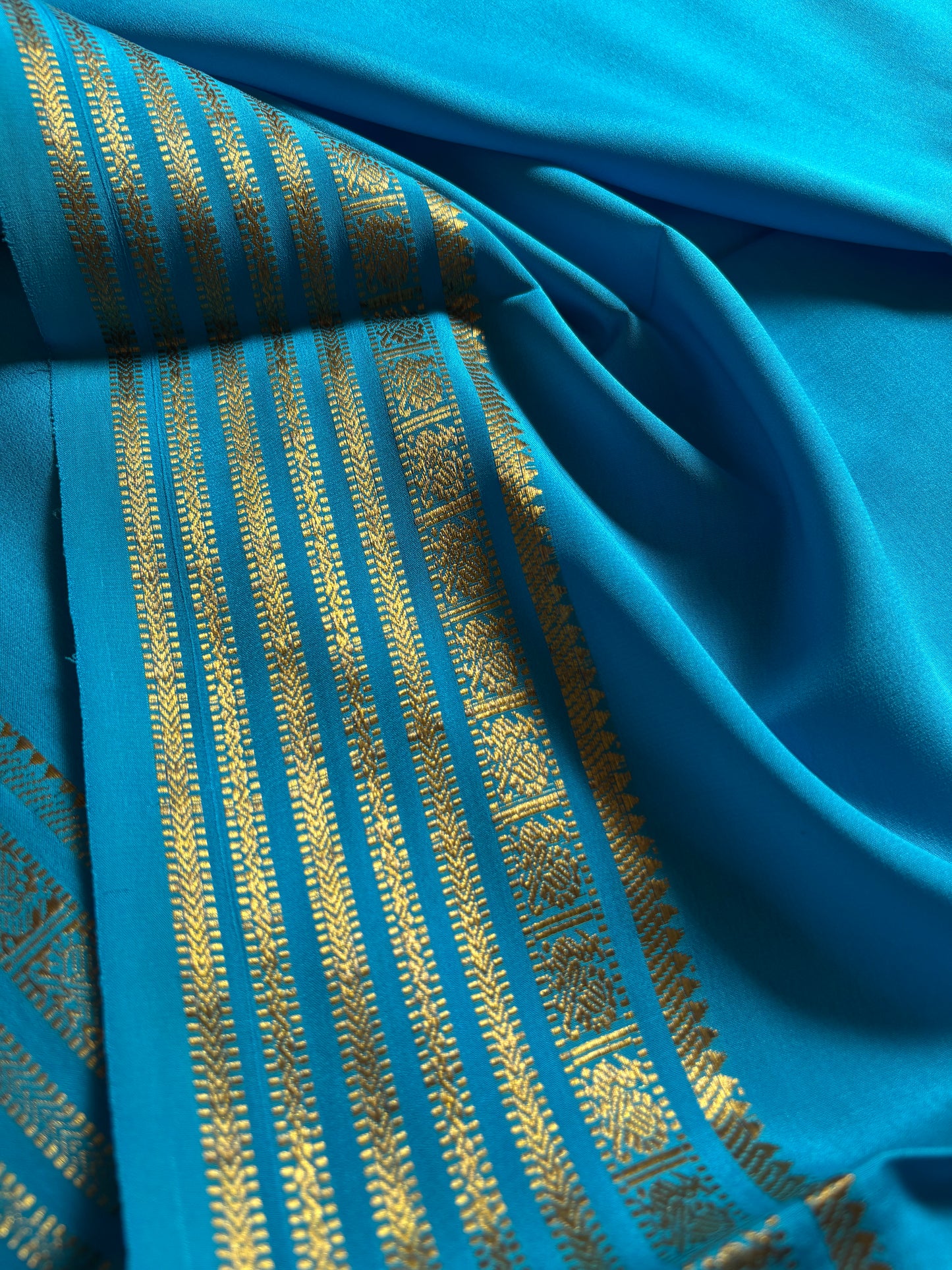 Soujanya : Solid Ananda blue