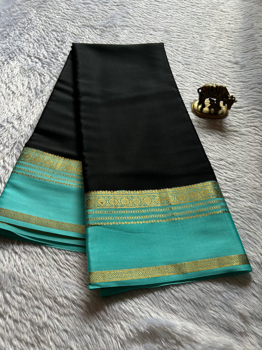 Daamini (2D) : Black-sea blue