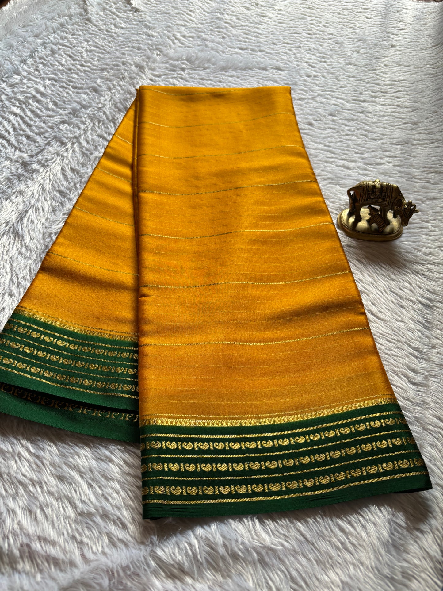 Meghana (2D) : Golden yellow-green