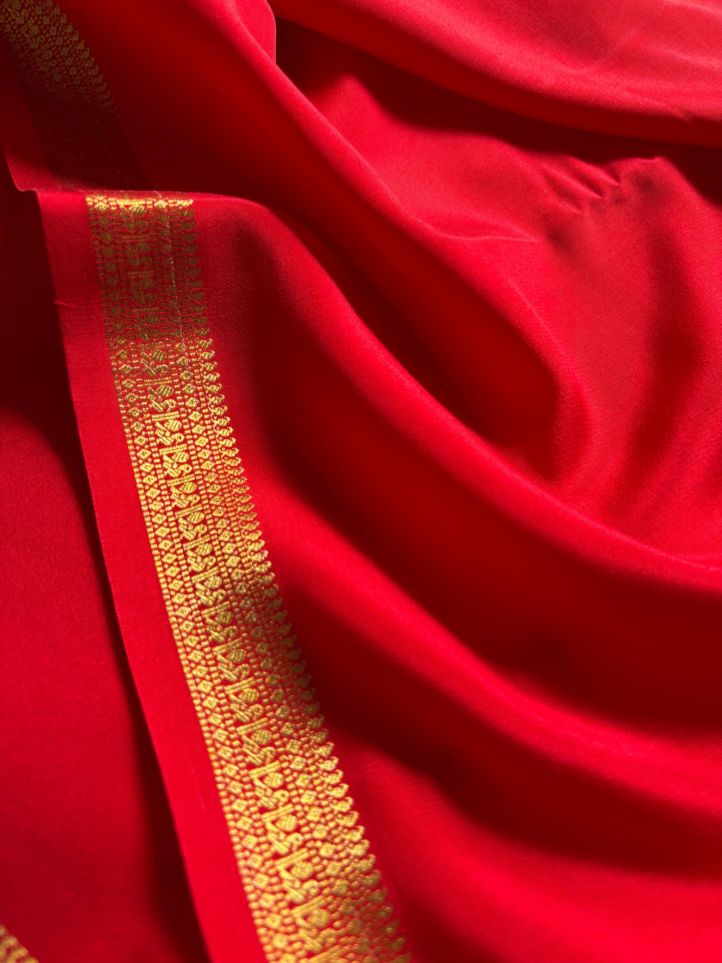 Harshini : Solid Red