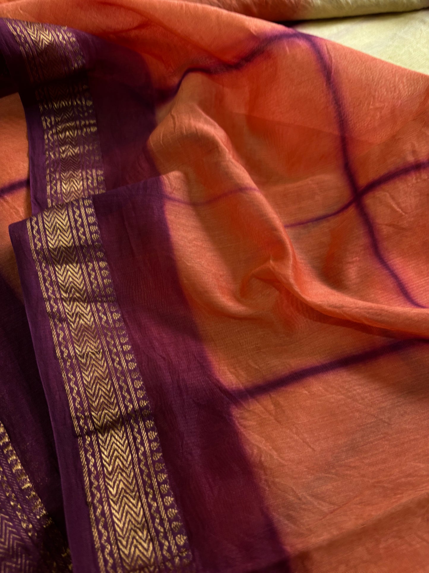 Maheshwari (3D) : Off white-peach-purple