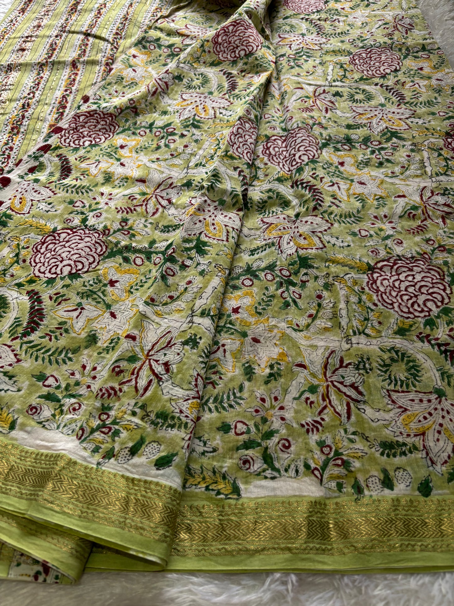 Maheshwari (2D) : Pista green