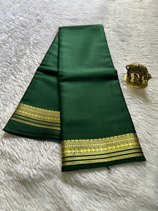 Swara : Solid Bottle green