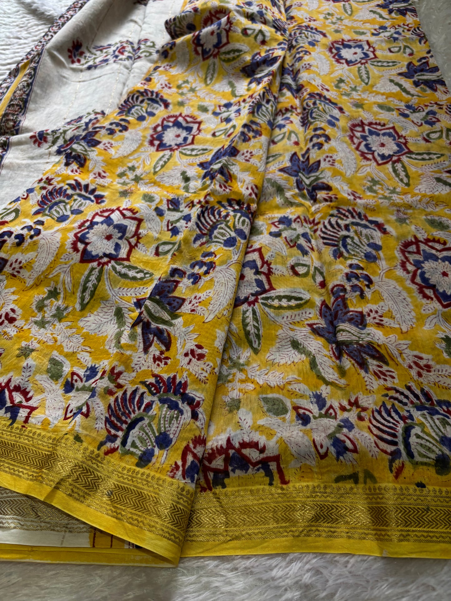 Maheshwari (2D) : Yellow