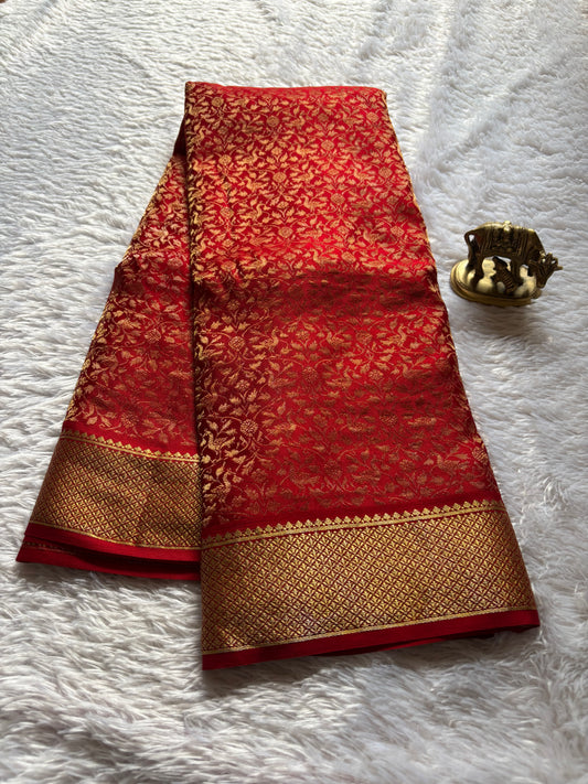 Myna : Brocade Red
