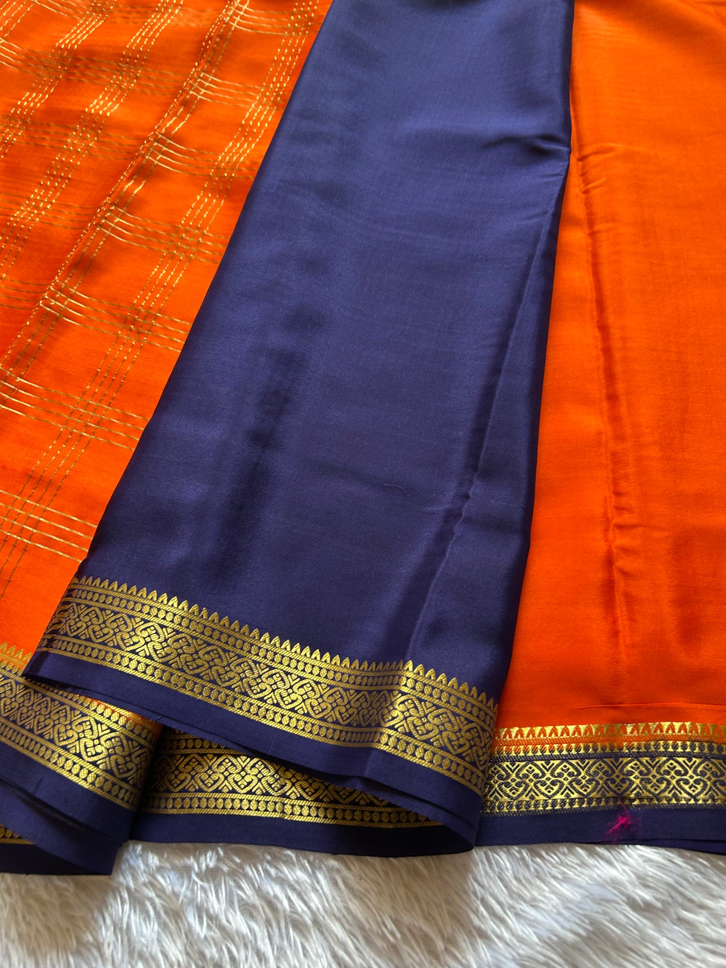Apeksha (2D) : Orange-navy blue