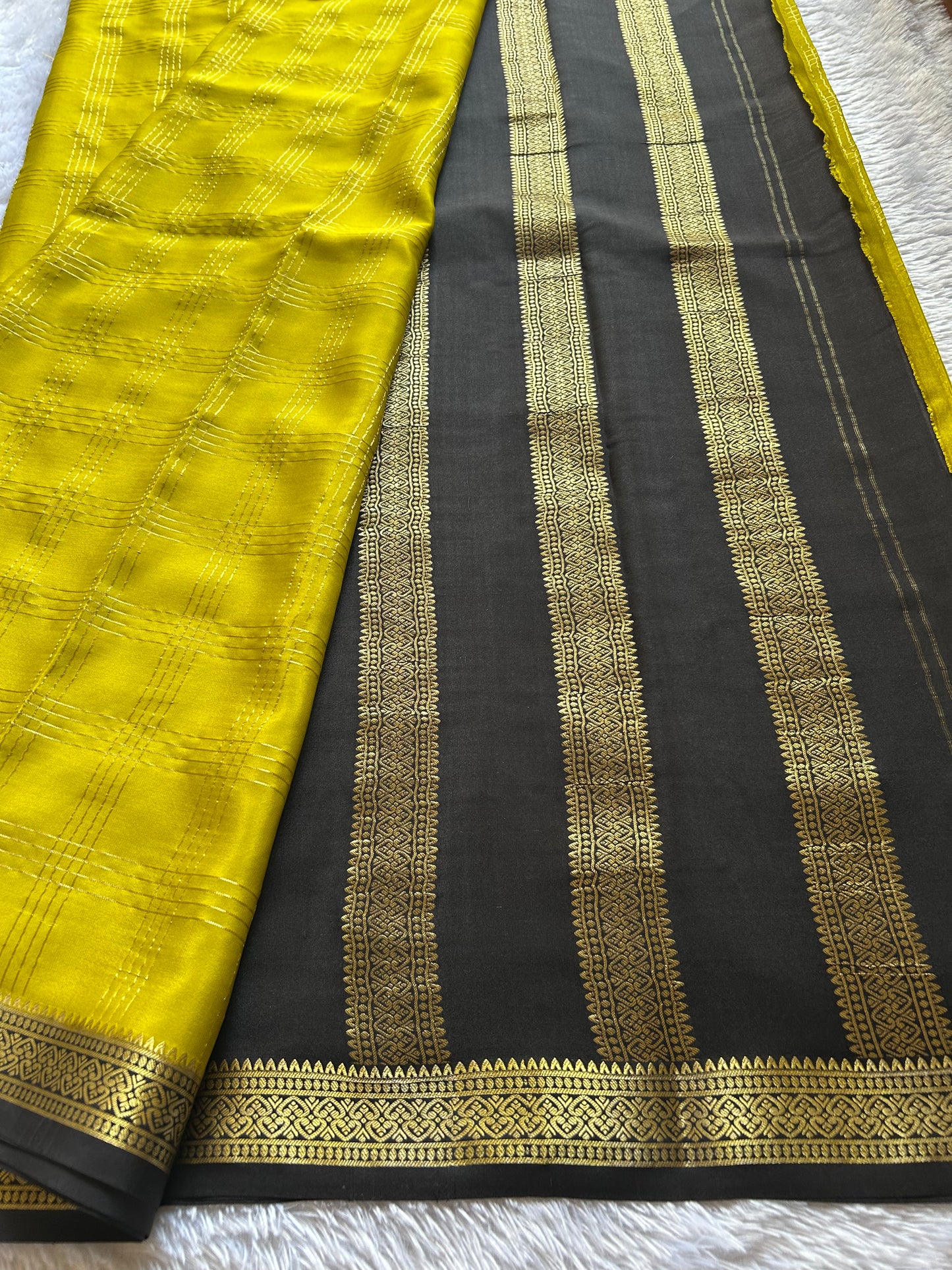 Apeksha (2D) : Olive-black