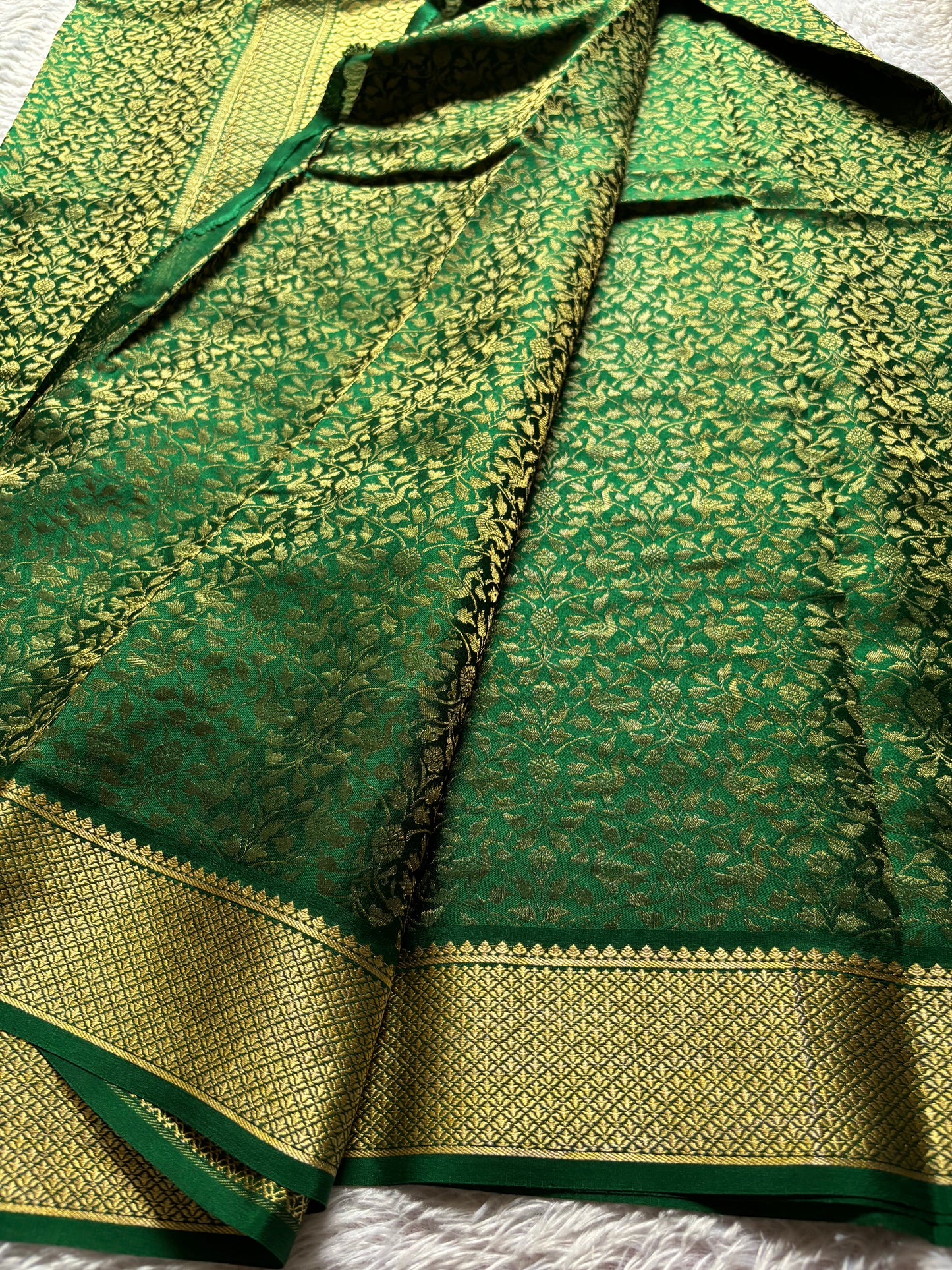 Myna : Brocade Bottle green