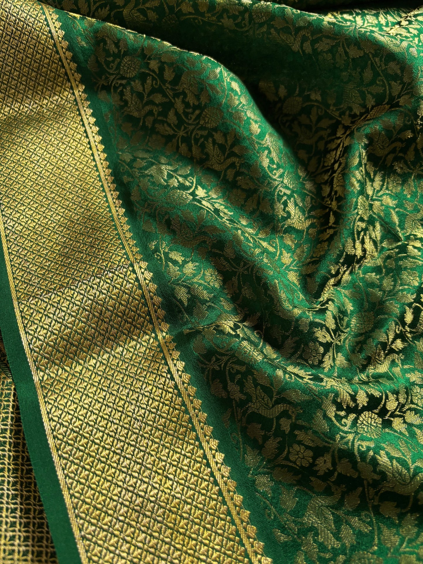 Myna : Brocade Bottle green