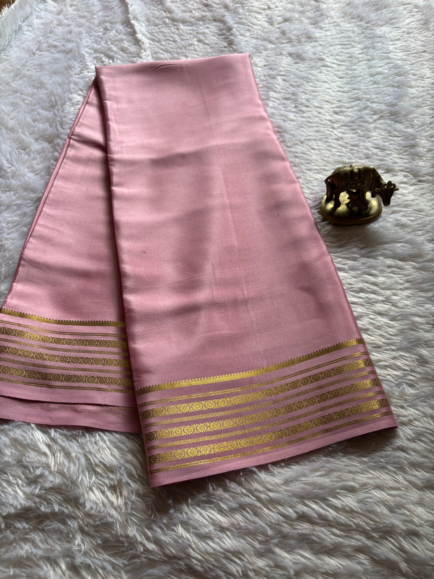 Pushpa : Solid Light pink