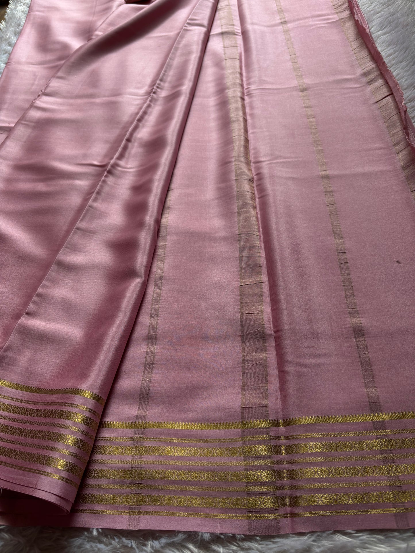 Pushpa : Solid Light pink