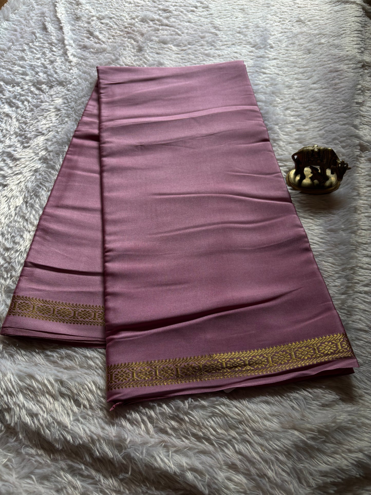 Rudrakshi : Solid Onion pink