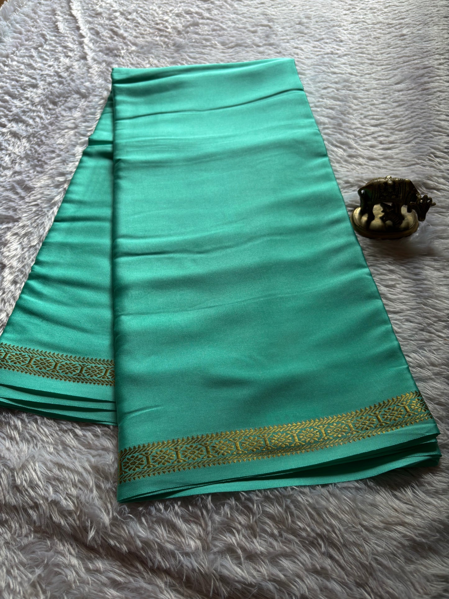 Rudrakshi : Solid Sea green