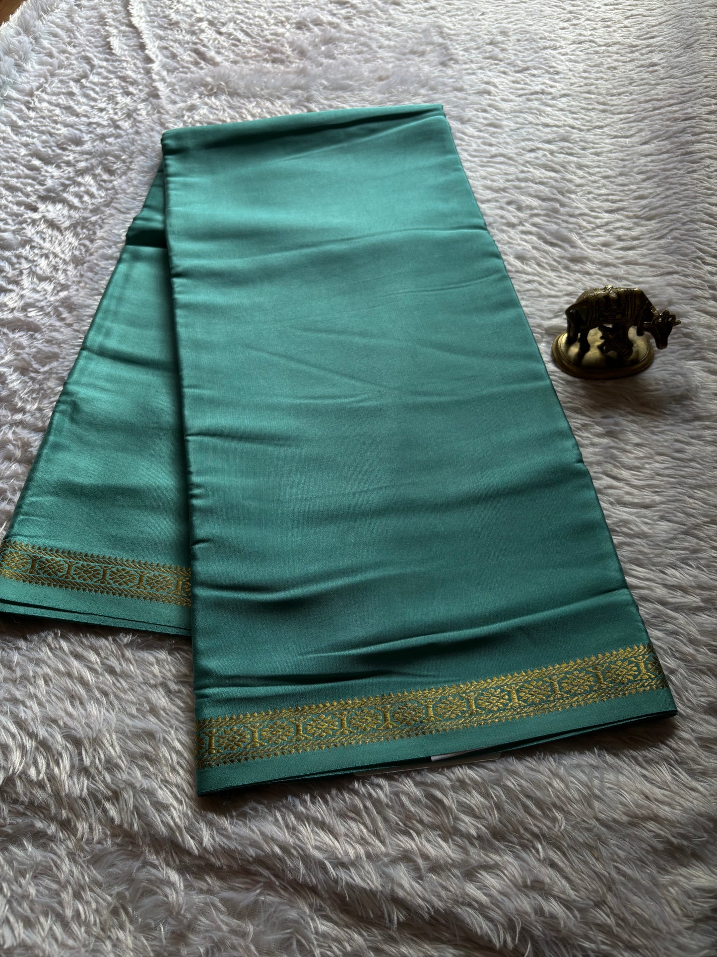 Rudrakshi : Solid Light Sea green