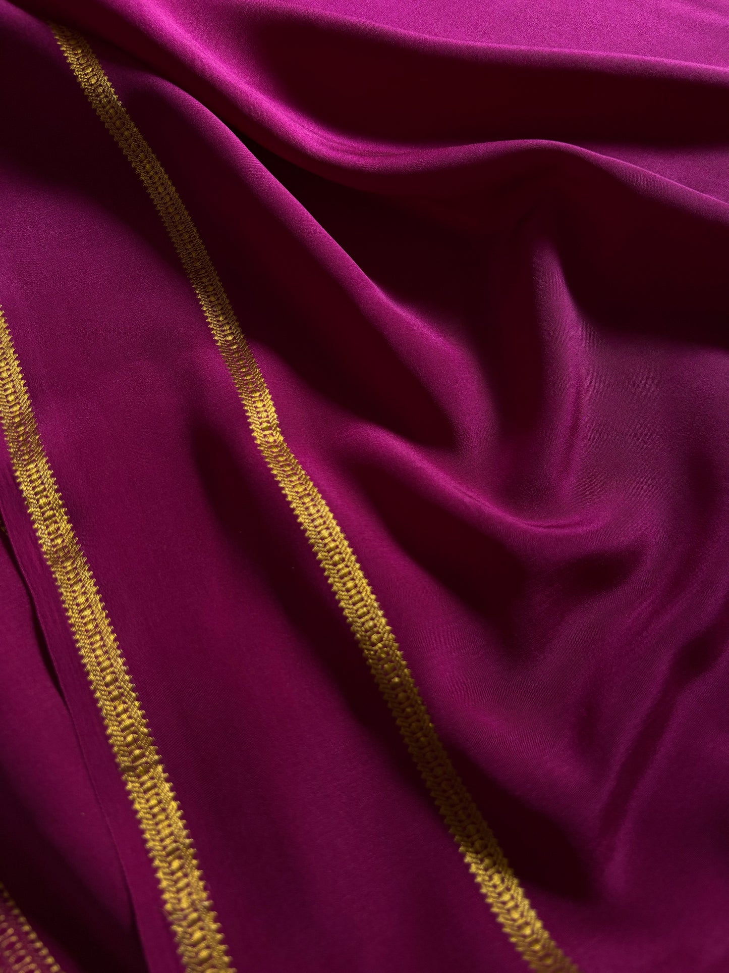 Padmini (2D) : Wine-ananda blue