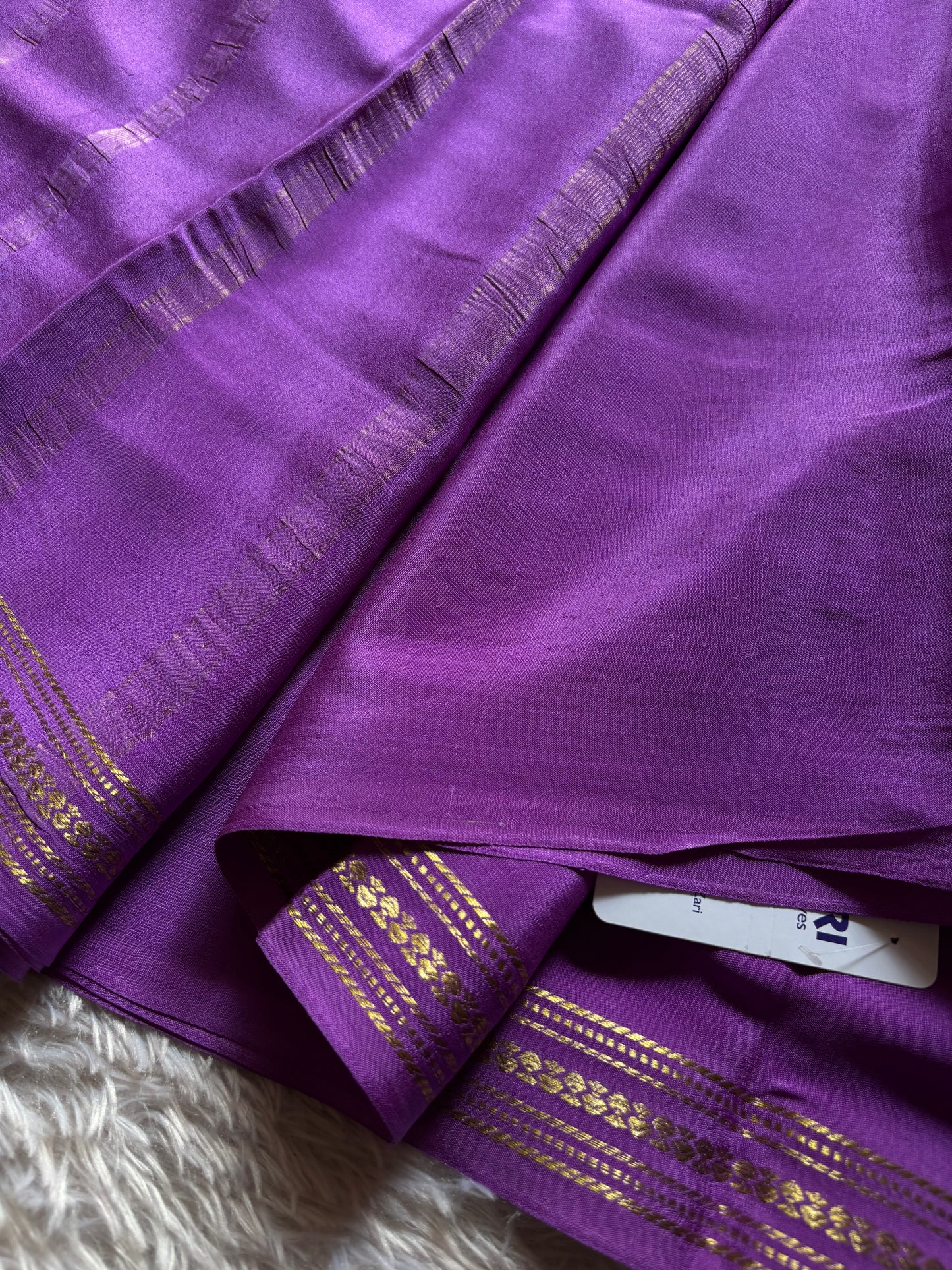 Sampige : Solid Magenta purple