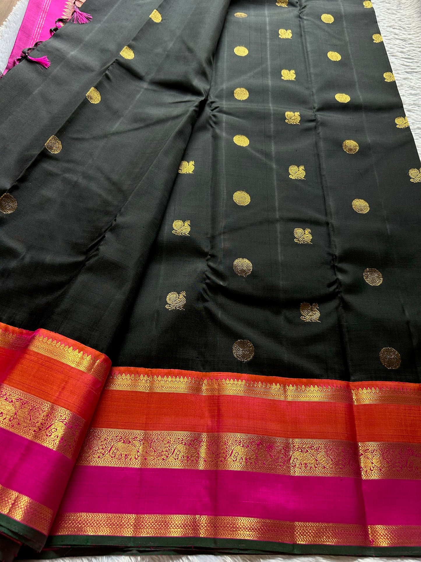 Kankana (3D) : Black-orange-pink