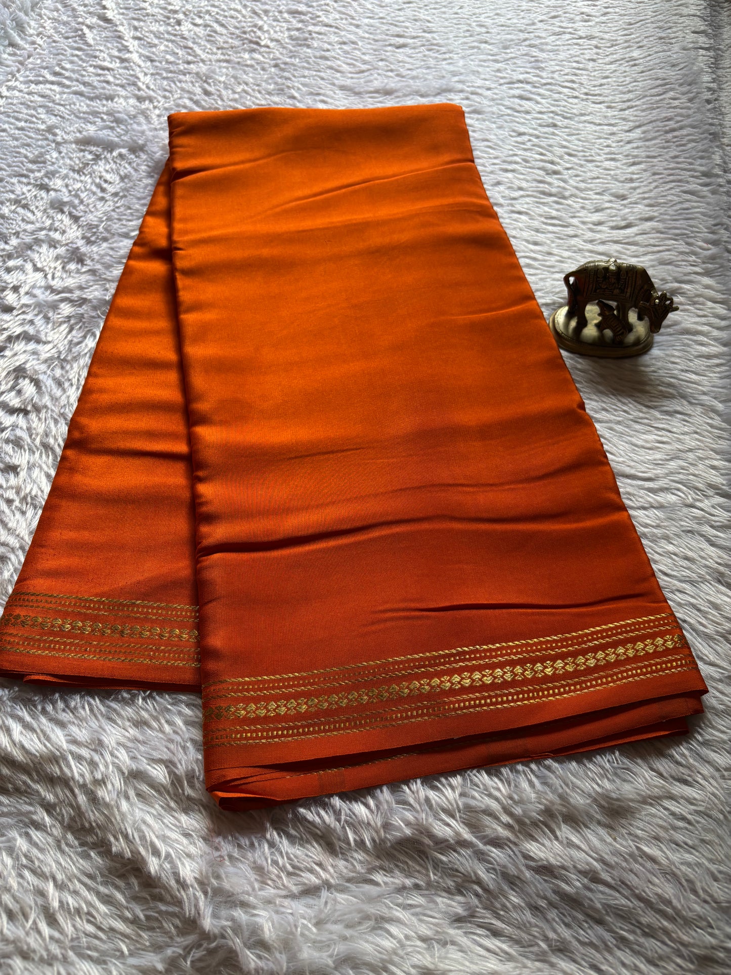 Sampige : Solid Orange