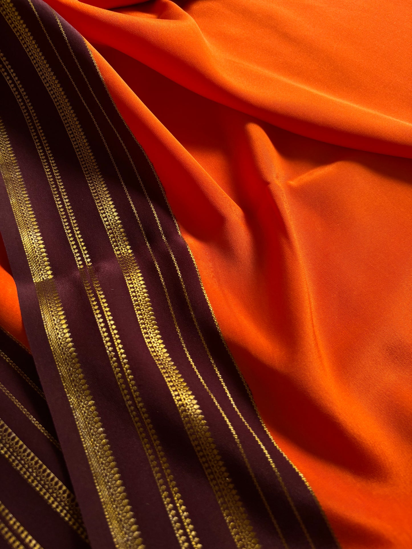 Tanuja (2D) : Orange-chocolate brown
